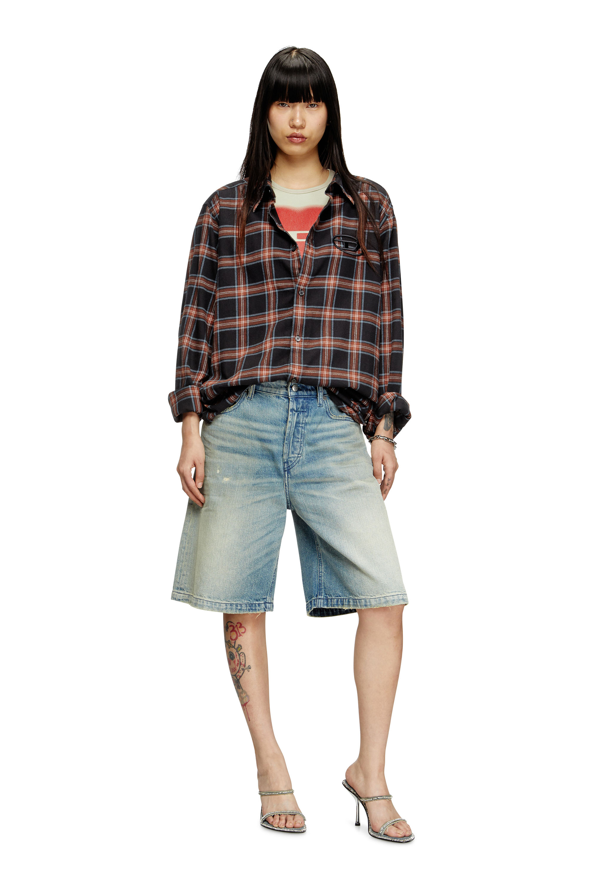 Diesel - DE-SIRE-SHORT, Woman's Shorts in worn-effect denim in Light Blue - 4